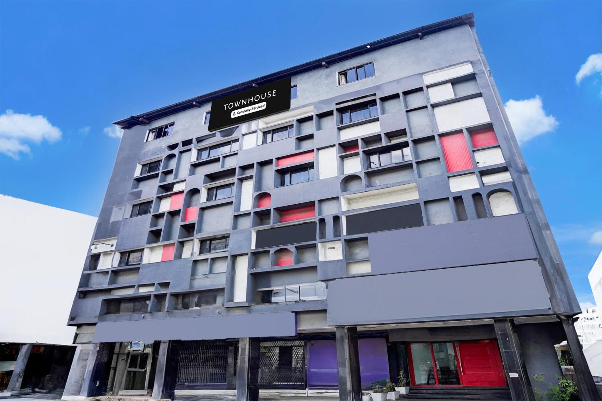 Super Townhouse Nagpur Railway Station Hotell Exteriör bild