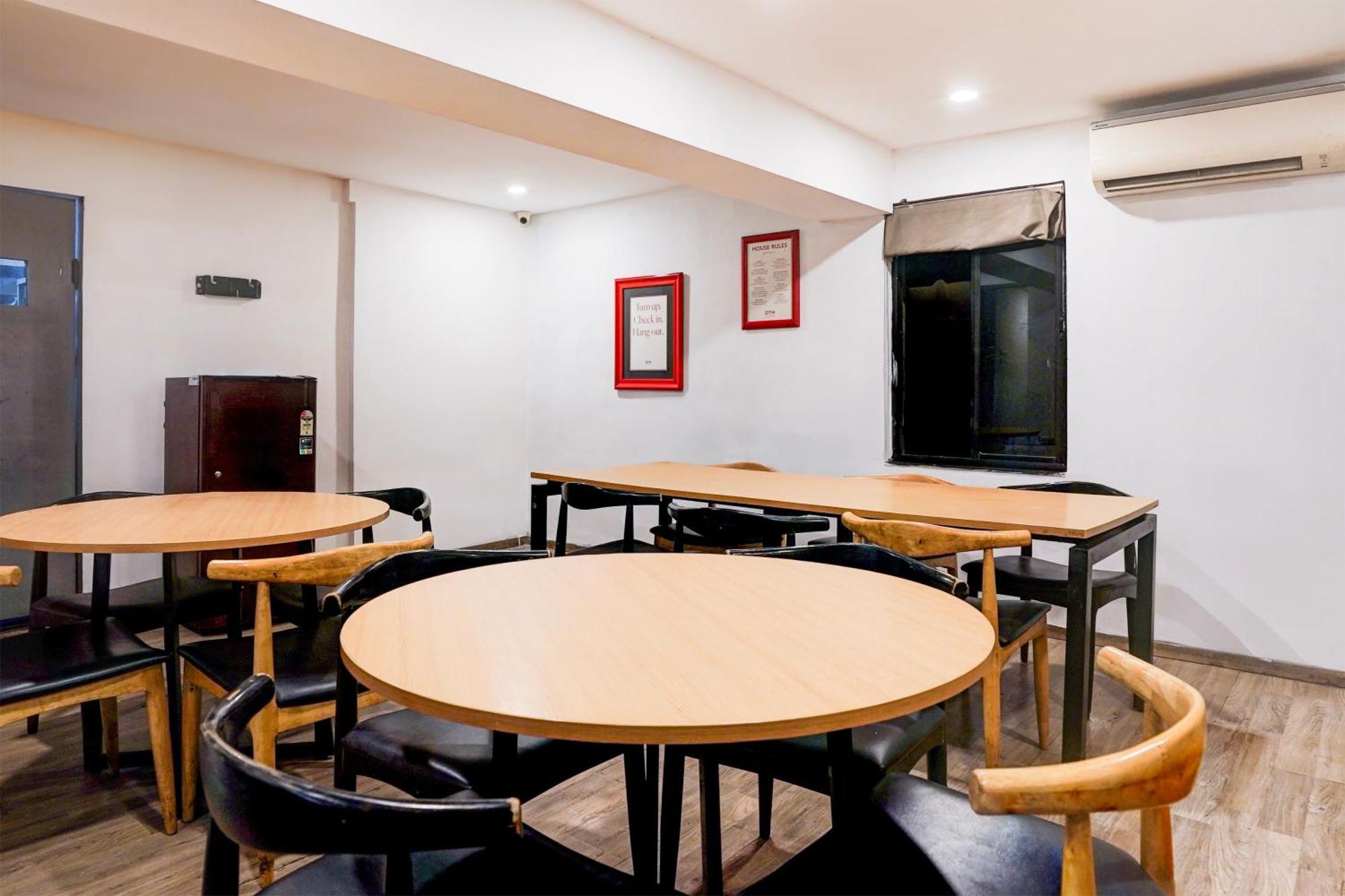 Super Townhouse Nagpur Railway Station Hotell Exteriör bild