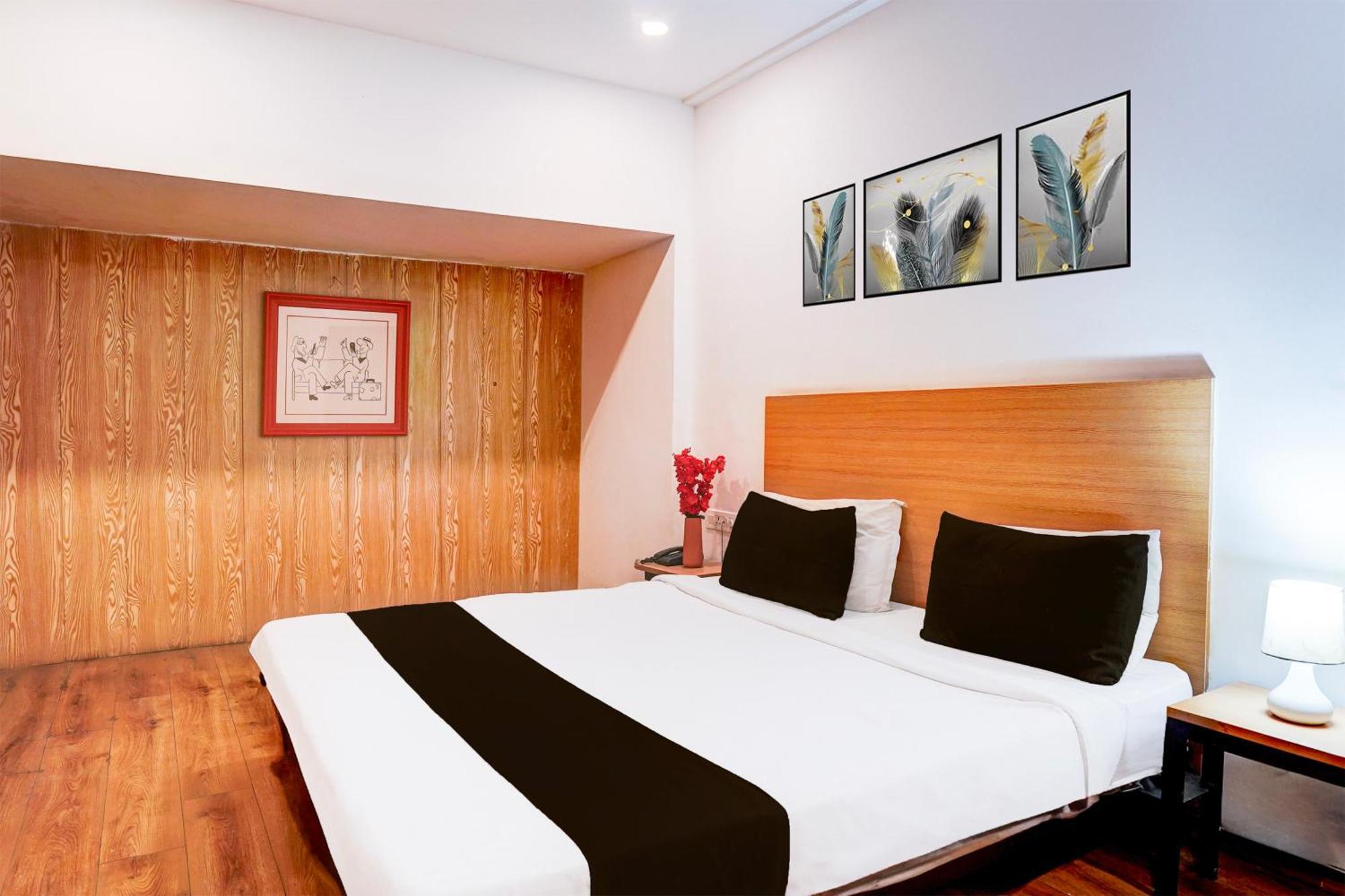 Super Townhouse Nagpur Railway Station Hotell Exteriör bild