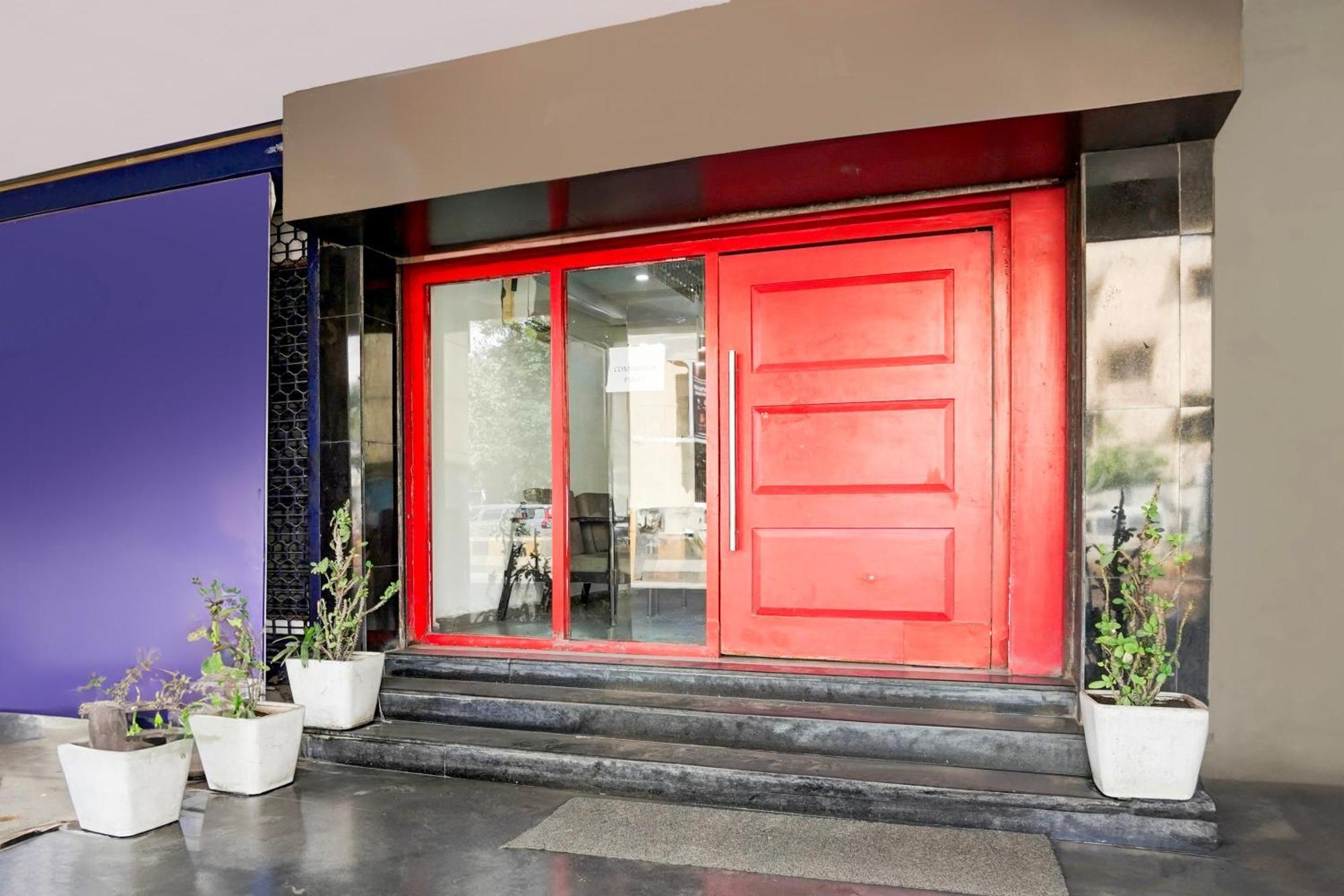 Super Townhouse Nagpur Railway Station Hotell Exteriör bild